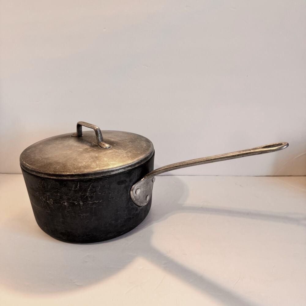 Vintage Magnalite GHC 3 Quart Sauce Pot Pan Anodized Cast Aluminum Lid USA Made.